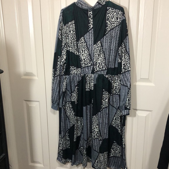 SHEIN Dresses & Skirts - Lovely wash n go dress plus 4X